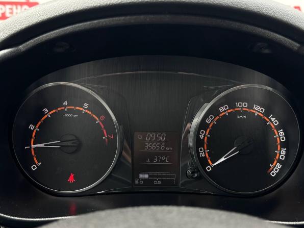 Lada (ВАЗ) Granta I Рестайлинг с пробегом 2024 года, цена 777 000 рублей, 35656 км, лифтбек, Автокод Объявления