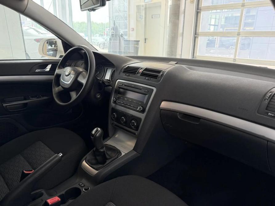 Skoda Octavia II (A5) Рестайлинг Подольск  - изображение 9