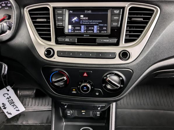 Hyundai Solaris II Рестайлинг с пробегом 2022 года, цена 1 670 000 рублей, 79311 км, седан, Автокод Объявления