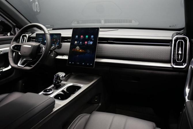 Jaecoo J7 I Рестайлинг с пробегом 2025 года, цена 2 450 000 рублей, 10622 км, внедорожник, Автокод Объявления