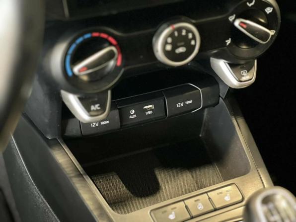 Kia Rio IV с пробегом 2017 года, цена 995 000 рублей, 152872 км, седан, Автокод Объявления