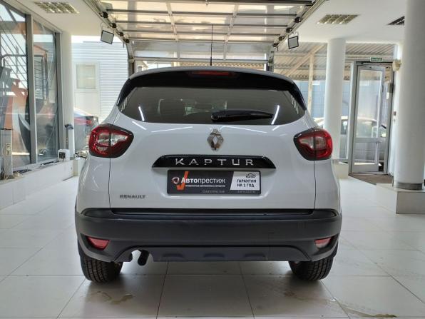 Renault Kaptur I с пробегом 2018 года, цена 1 350 000 рублей, 48567 км, внедорожник, Автокод Объявления