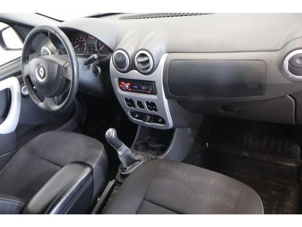 Renault Sandero I с пробегом 2013 года, цена 472 000 рублей, 311590 км, хэтчбек, Автокод Объявления