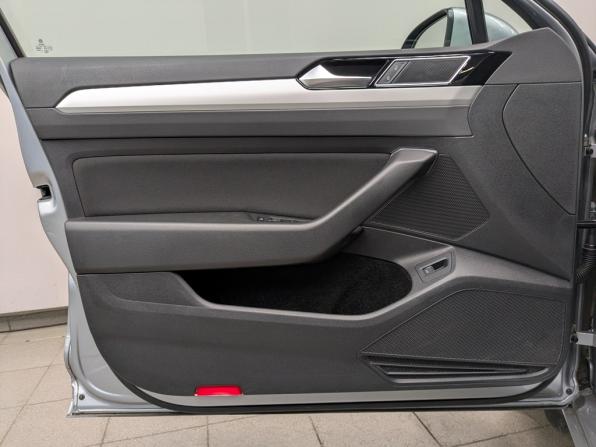 Volkswagen Passat B8 с пробегом 2019 года, цена 2 355 000 рублей, 78797 км, универсал, Автокод Объявления