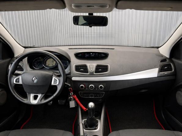 Renault Megane III Рестайлинг с пробегом 2012 года, цена 577 000 рублей, 269790 км, хэтчбек, Автокод Объявления