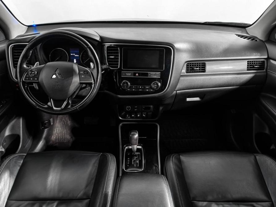 Mitsubishi Outlander III Рестайлинг 3 Санкт-Петербург  - изображение 14