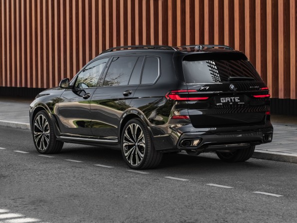 Новый BMW X7 I (G07) Рестайлинг 2024 года, цена 21 172 900 рублей, внедорожник, Автокод Объявления