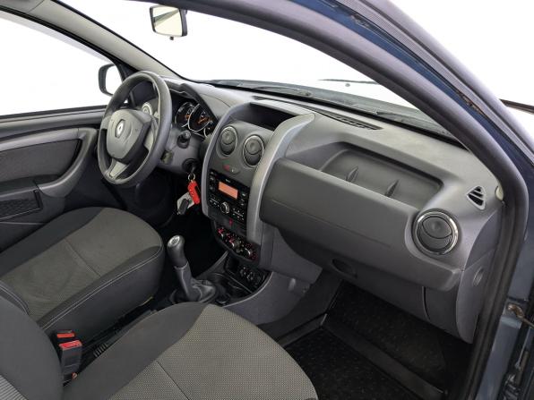 Renault Duster I Рестайлинг с пробегом 2017 года, цена 995 000 рублей, 135862 км, внедорожник, Автокод Объявления