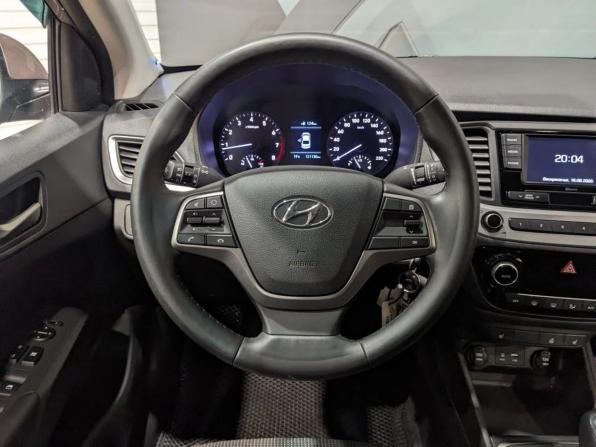 Hyundai Solaris II с пробегом 2018 года, цена 1 175 000 рублей, 121000 км, седан, Автокод Объявления