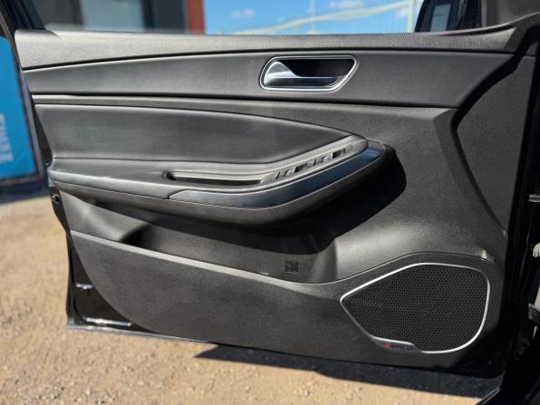 Omoda S5 с пробегом 2023 года, цена 1 370 000 рублей, 59990 км, седан, Автокод Объявления