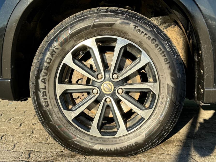 Nissan X-Trail II Рестайлинг Архангельск  - изображение 9