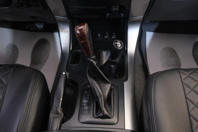 Toyota Land Cruiser Prado 120 Series Рестайлинг с пробегом 2008 года, цена 2 549 000 рублей, 248000 км, внедорожник, Автокод Объявления