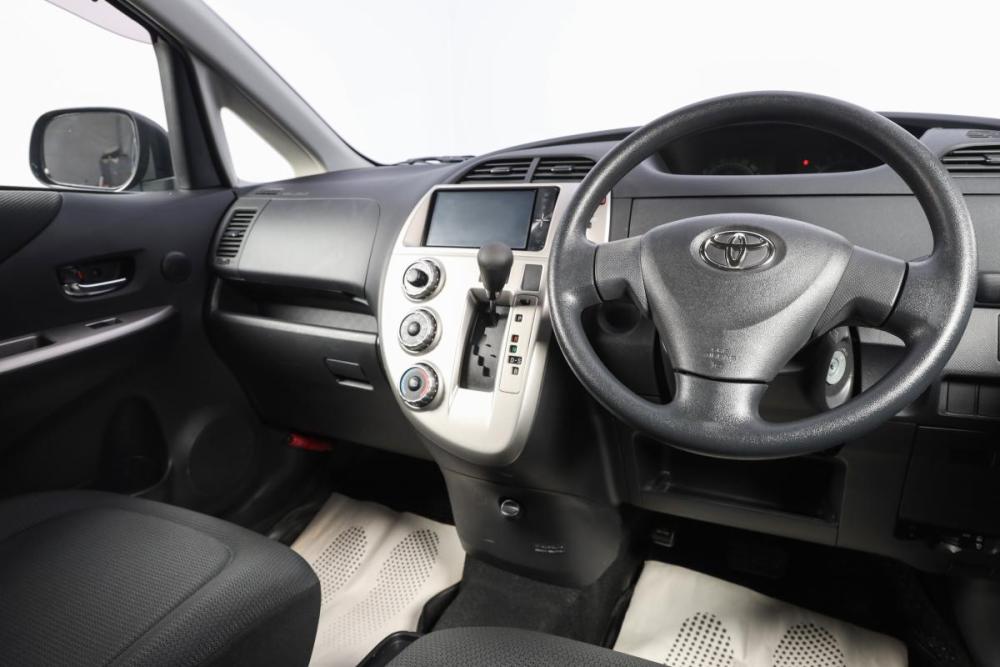 Toyota Ractis I Новосибирск  - изображение 8