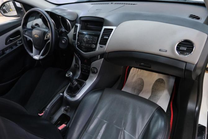 Chevrolet Cruze I с пробегом 2012 года, цена 579 000 рублей, 235000 км, седан, Автокод Объявления