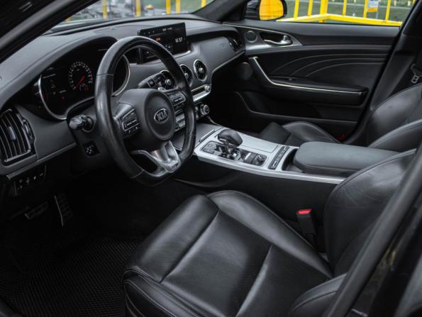 Kia Stinger I Рестайлинг с пробегом 2021 года, цена 3 098 000 рублей, 102638 км, лифтбек, Автокод Объявления