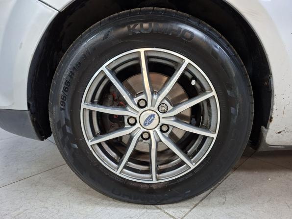 Ford Focus II с пробегом 2006 года, цена 329 000 рублей, 291970 км, седан, Автокод Объявления