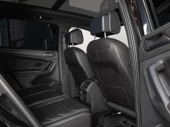 Volkswagen Tiguan II Рестайлинг с пробегом 2021 года, цена 4 353 500 рублей, 47000 км, внедорожник, Автокод Объявления