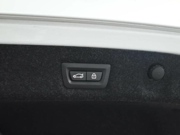 BMW 5 серии VII (G30/G31/G38) с пробегом 2018 года, цена 3 390 000 рублей, 193045 км, седан, Автокод Объявления