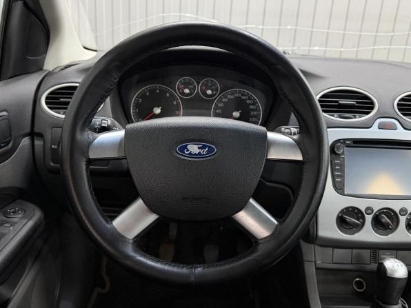 Ford Focus II с пробегом 2006 года, цена 459 000 рублей, 242262 км, седан, Автокод Объявления