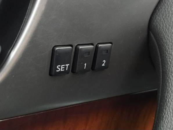 Infiniti FX II (S51) Рестайлинг с пробегом 2012 года, цена 1 875 000 рублей, 200000 км, внедорожник, Автокод Объявления