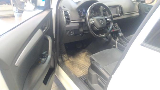 Skoda Karoq I с пробегом 2020 года, цена 2 190 000 рублей, 165473 км, внедорожник, Автокод Объявления