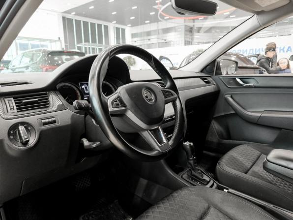 Skoda Rapid I с пробегом 2016 года, цена 1 190 000 рублей, 132359 км, лифтбек, Автокод Объявления