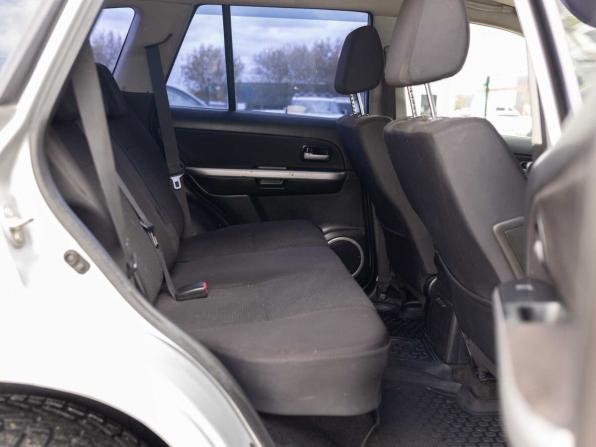 Suzuki Grand Vitara II Рестайлинг с пробегом 2010 года, цена 1 050 000 рублей, 196495 км, внедорожник, Автокод Объявления