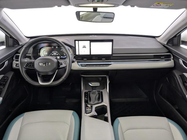 Geely Emgrand II с пробегом 2023 года, цена 1 625 000 рублей, 40353 км, седан, Автокод Объявления