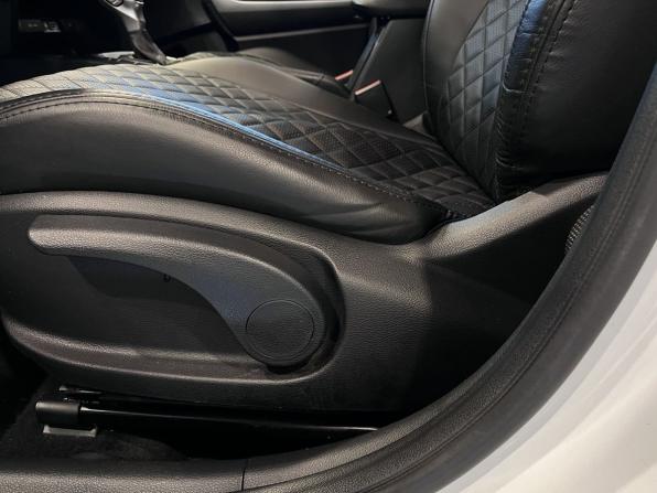 Kia Ceed III с пробегом 2019 года, цена 990 000 рублей, 174801 км, универсал, Автокод Объявления