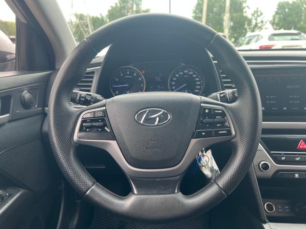 Hyundai Elantra VI (AD) с пробегом 2016 года, цена 1 355 300 рублей, 125393 км, седан, Автокод Объявления