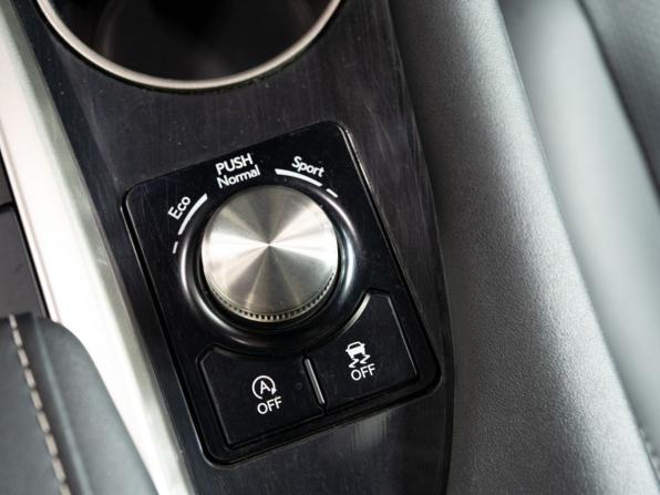 Lexus RX IV Рестайлинг с пробегом 2019 года, цена 4 965 000 рублей, 69350 км, внедорожник, Автокод Объявления
