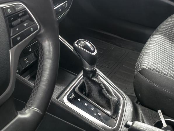 Hyundai Solaris II Рестайлинг с пробегом 2021 года, цена 1 899 900 рублей, 67000 км, седан, Автокод Объявления