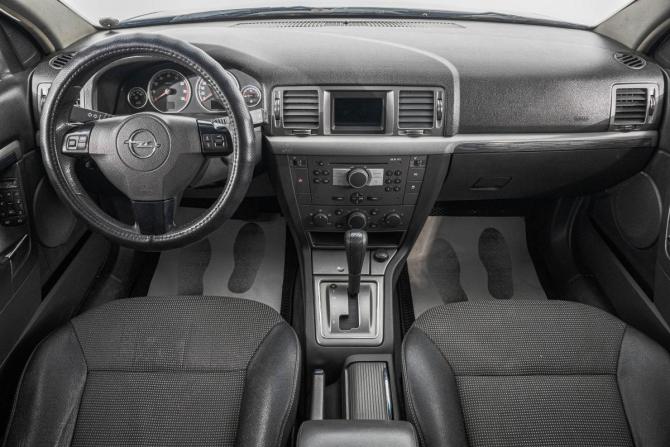 Opel Vectra C Рестайлинг с пробегом 2006 года, цена 499 000 рублей, 208600 км, седан, Автокод Объявления