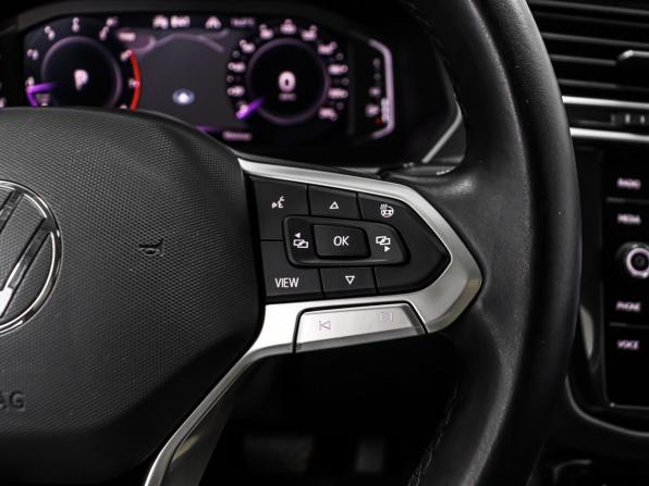 Volkswagen Tiguan II Рестайлинг с пробегом 2021 года, цена 3 129 000 рублей, 90444 км, внедорожник, Автокод Объявления