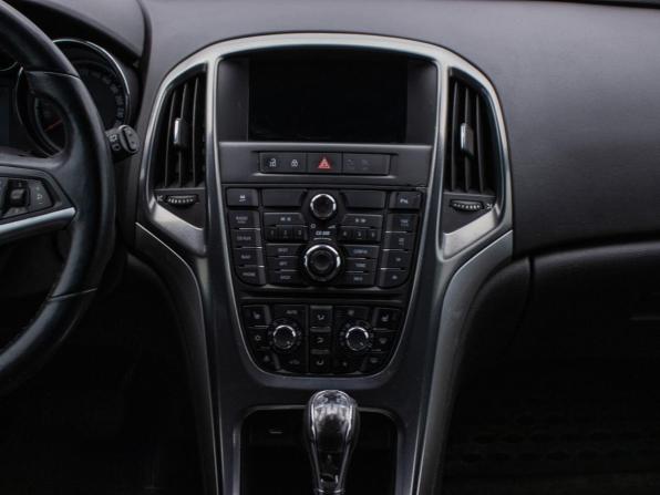 Opel Astra J с пробегом 2011 года, цена 730 000 рублей, 149647 км, хэтчбек, Автокод Объявления