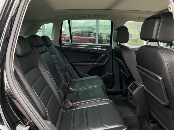 Volkswagen Tiguan II с пробегом 2017 года, цена 2 859 000 рублей, 115851 км, внедорожник, Автокод Объявления