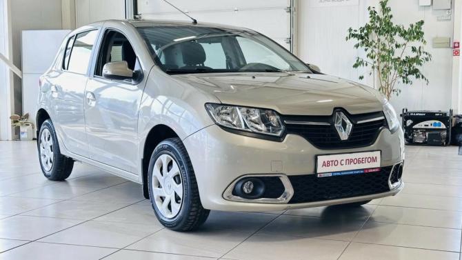 Renault Sandero II с пробегом 2018 года, цена 974 000 рублей, 72000 км, хэтчбек, Автокод Объявления