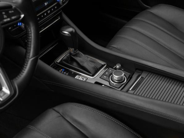 Mazda 6 III (GJ) Рестайлинг 2 с пробегом 2021 года, цена 2 810 000 рублей, 94389 км, седан, Автокод Объявления