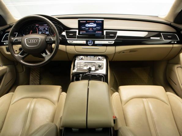 Audi A8 III (D4) Рестайлинг с пробегом 2016 года, цена 3 649 000 рублей, 108845 км, седан, Автокод Объявления