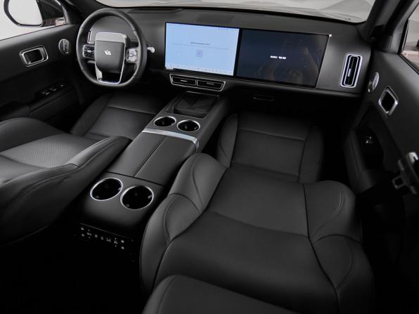 Новый Li Auto (Lixiang) L9 I Рестайлинг 2025 года, цена 11 799 000 рублей, внедорожник, Автокод Объявления