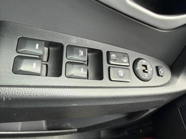 Kia Sportage III с пробегом 2013 года, цена 1 098 000 рублей, 294372 км, внедорожник, Автокод Объявления