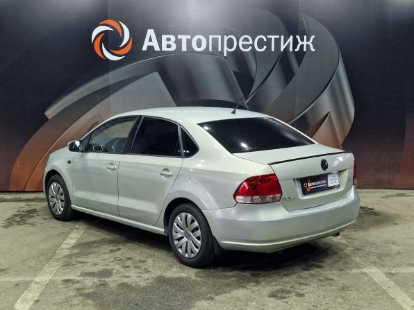 Volkswagen Polo V с пробегом 2013 года, цена 560 000 рублей, 234547 км, седан, Автокод Объявления