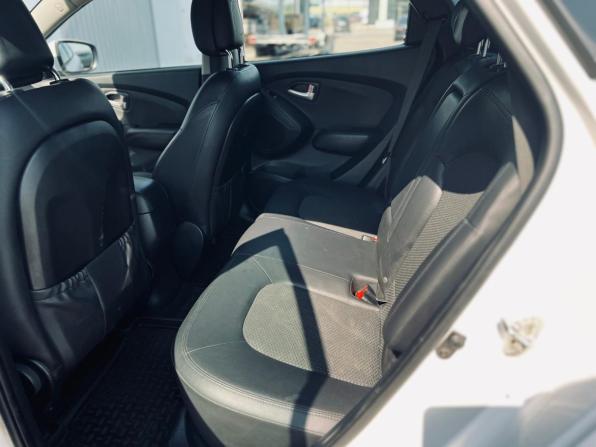 Hyundai ix35 I с пробегом 2012 года, цена 880 000 рублей, 270000 км, внедорожник, Автокод Объявления