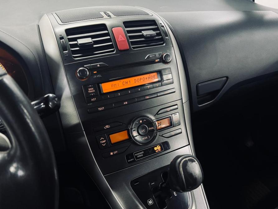 Toyota Auris I Санкт-Петербург  - изображение 17