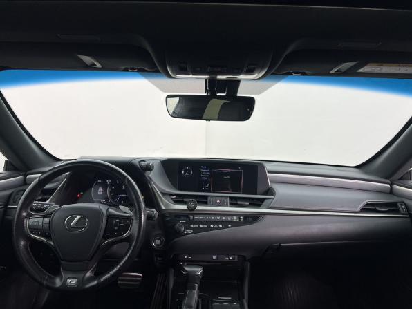 Lexus ES VII с пробегом 2020 года, цена 3 750 000 рублей, 135227 км, седан, Автокод Объявления