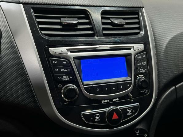 Hyundai Solaris I с пробегом 2011 года, цена 750 000 рублей, 192299 км, седан, Автокод Объявления
