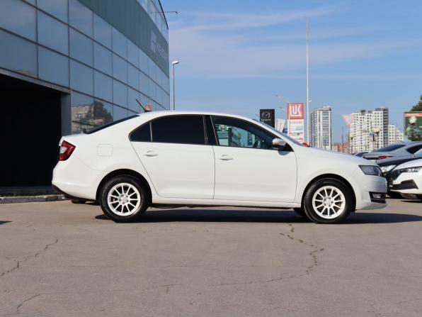 Skoda Rapid I Рестайлинг с пробегом 2018 года, цена 1 250 000 рублей, 103656 км, лифтбек, Автокод Объявления