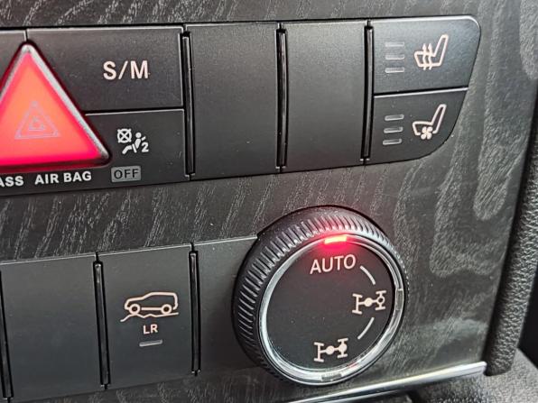 Mercedes-Benz GL-Класс I (X164) Рестайлинг с пробегом 2012 года, цена 2 250 000 рублей, 174623 км, внедорожник, Автокод Объявления