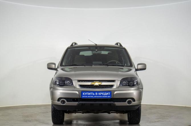 Chevrolet Niva I Рестайлинг с пробегом 2019 года, цена 929 000 рублей, 9647 км, внедорожник, Автокод Объявления