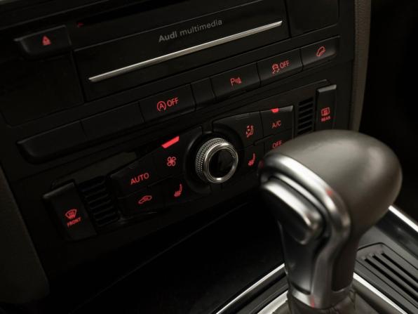 Audi Q5 I (8R) Рестайлинг с пробегом 2014 года, цена 2 220 000 рублей, 129748 км, внедорожник, Автокод Объявления
